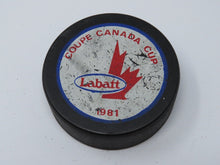 Load image into Gallery viewer, 1981 Coupe Canada Cup Official Viceroy Game Puck Hockey Team Labatt Blue Beer