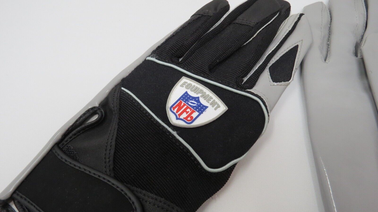 2007 Kerry Rhodes New York Jets Game Used Worn NFL Football Gloves